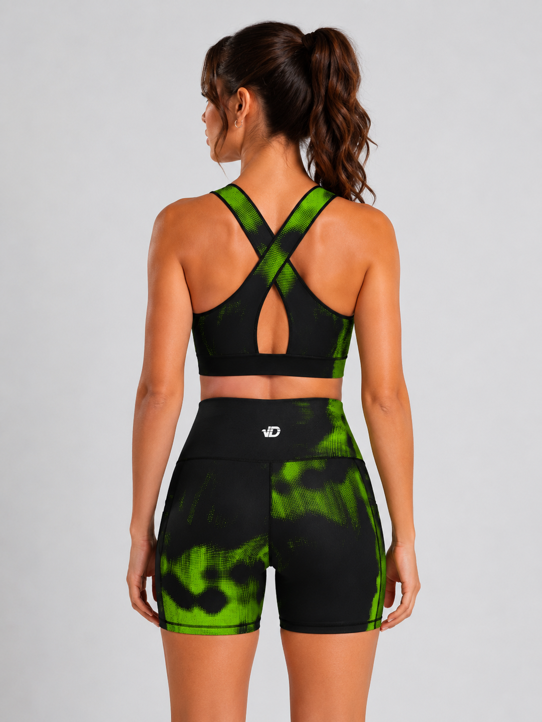 Set Short + Top two Glam Halftone